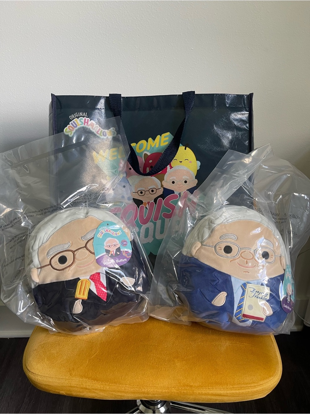 SEALED 2023 Berkshire Hathaway Warren Buffett & Charlie Munger Squishmallow Set